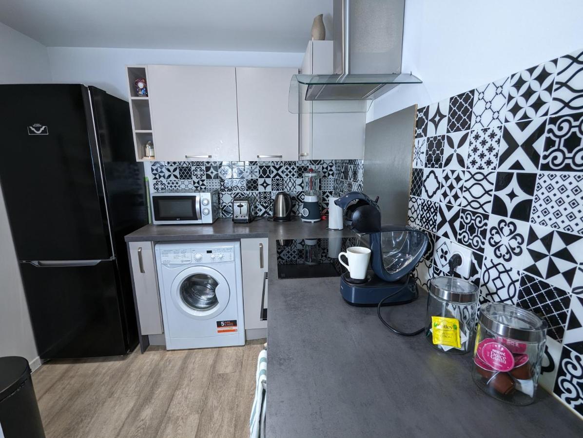 Beau-jean, Un Cocon Sympa 5 Min A Pied Du Centre-ville, Parking Prive, A 10 Min Du Chu Appartement Poitiers