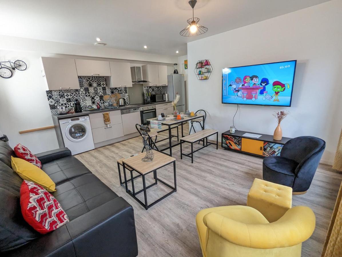 Beau-jean, Un Cocon Sympa 5 Min A Pied Du Centre-ville, Parking Prive, A 10 Min Du Chu Appartement *