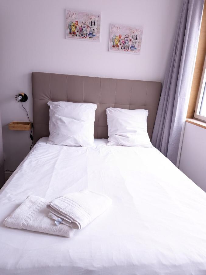 Beau-jean, Un Cocon Sympa 5 Min A Pied Du Centre-ville, Parking Prive, A 10 Min Du Chu Apartment