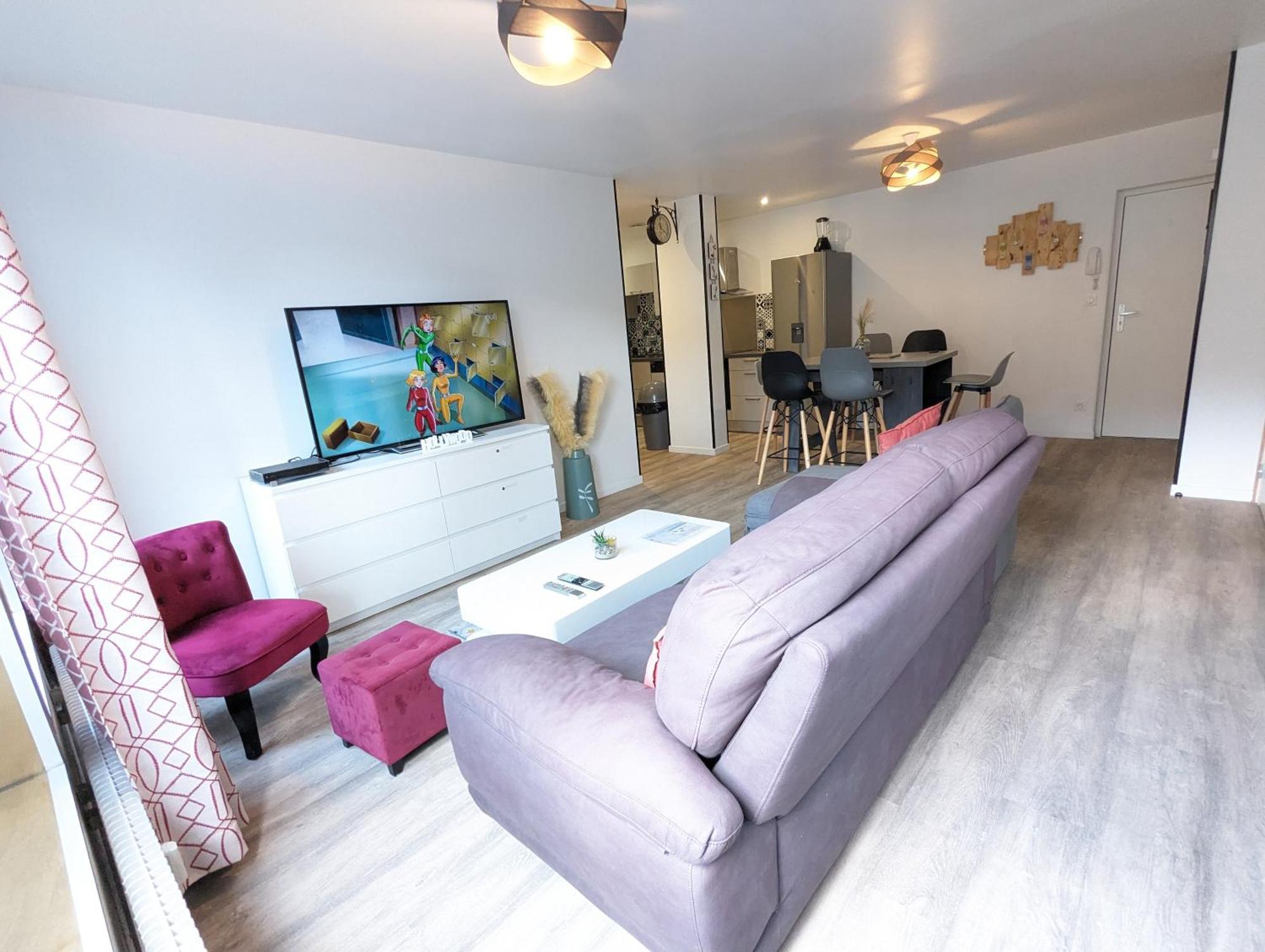 Beau-jean, Un Cocon Sympa 5 Min A Pied Du Centre-ville, Parking Prive, A 10 Min Du Chu